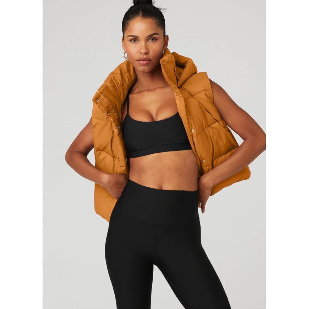 ALO Gold Rush Hooded Sleeveless Puffer Vest In Toffee NWT Size M - Picture 1 of 12